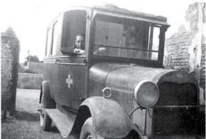 Oscar Arabarco, también fue chofer en aquellos años de una Ambulancia Ford A modelo 30.