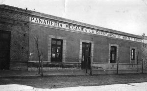 Zapala - Panaderia Mecánica La Constancia, de Monti y Borrini - 1927 Foto Gentileza Museo Municipal de Zapala