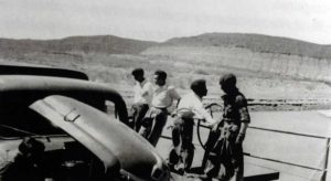 Cruce en la balsa el Huitrín - década del 40/50