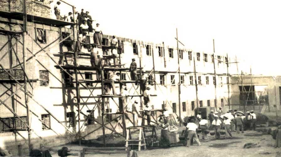 Construcción de los nuevos pabellones año 1948