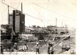 Construcción del Dique Ballester sobre el río Neuquén