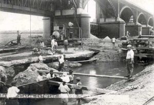 Construcción del Dique Ballester sobre el río Neuquén