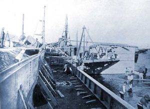 Construcción del Dique Ballester sobre el río Neuquén