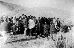 Bautismo de la tribu de Reuque Curá. Coñuene, Levi Curá, Reuque Curá. Mayo de 1883.