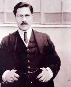 Gregorio Álvarez, el primer neuquino en recibirse de médico.