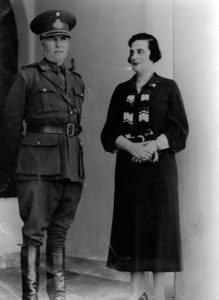 Coronel Carlos H. Rodríguez y esposa - 1934 -