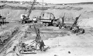 El Chocón: Excavaciones en roca