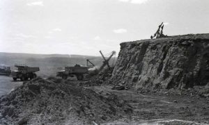 El Chocón: Excavaciones en roca.