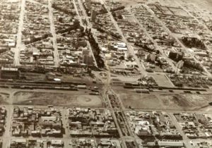 Estación de ferrocarril - Avenida Argentina - Avenida Olascoaga
