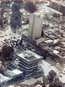 Hotel del Comahue - Municipalidad sin terminar