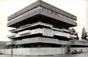Edificio de la municipalidad en construcción