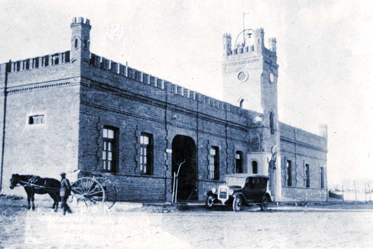 1926 - Jefatura de Policía del Neuquén. Actualmente Casa de Gobierno.